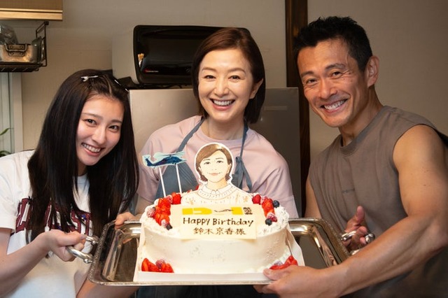 吉川愛、鈴木京香、内野聖陽（C）テレビ朝日