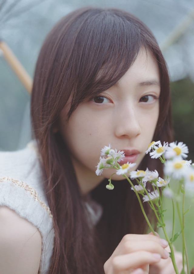 矢田萌華（C）木村和平／集英社