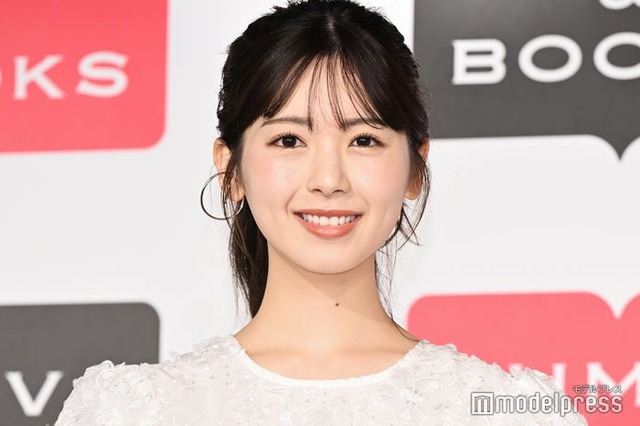 1st写真集「感情の隙間」発売記念記者会見に出席した筒井あやめ（C）モデルプレス