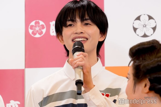 「サザエさん」合同取材会に出席した草川直弥（C）モデルプレス