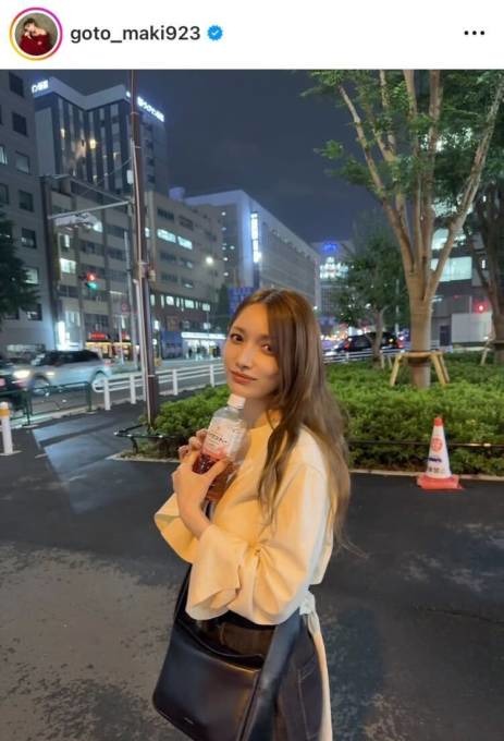後藤真希、美背中チラリの私服コーデに絶賛の声「スタイル抜群」「シルエットがとっても綺麗」