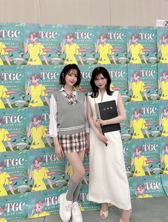 RIKO、益若つばさ（提供写真）