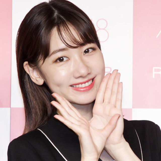 柏木由紀「スキンケアしてるみたい」外ロケにも愛用！軽い付け心地の信頼日焼け止め