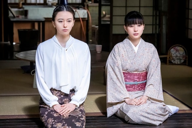 山本舞香、芳根京子「波うららかに、めおと日和」最終話（C）フジテレビ