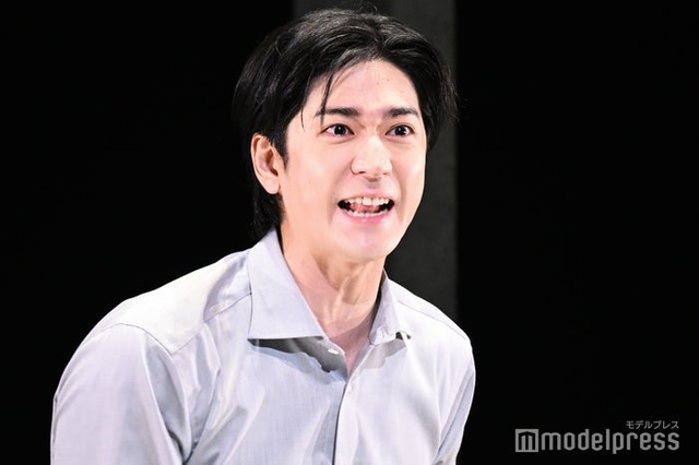 舞台「みんな鳥になって」プレスコールに出席した中島裕翔（C）モデルプレス