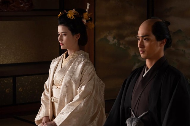 橋本愛、横浜流星「べらぼう～蔦重栄華乃夢噺～」第25話（C）NHK