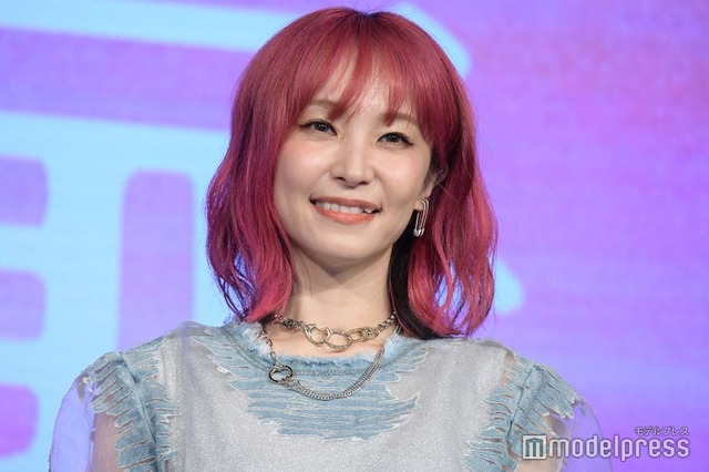 LiSA（C）モデルプレス