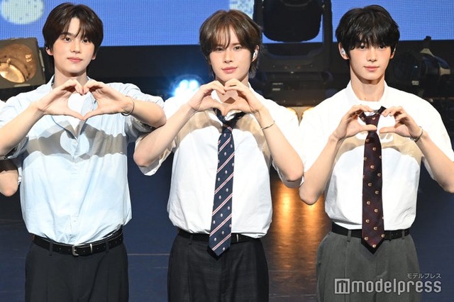 （左から）SHINYU（シンユ）、KYUNGMIN（ギョンミン）、HANJIN（ハンジン） （C）モデルプレス