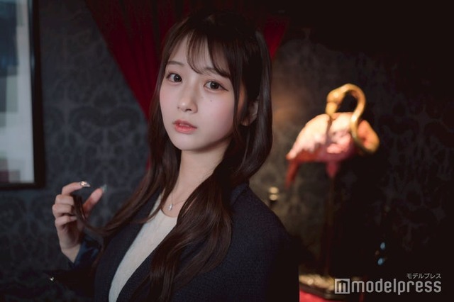 モデルプレスのインタビューに応じたねおまる「POSEIDON CLUB SHINJUKU」（C）モデルプレス