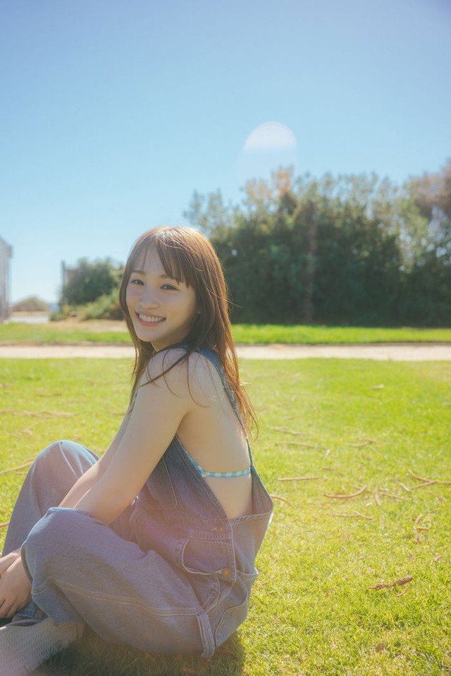 川栄李奈1st写真集「youphoria」撮影：東京祐