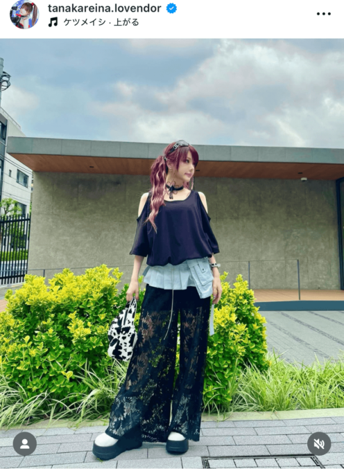 田中れいな、肌見せが夏っぽい巻きスカート×パンツコーデに「何着ても似合う」「おしゃれで素敵」の声
