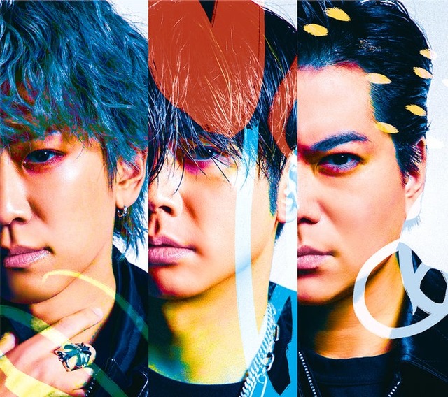 NEWS「変⾝」通常盤（提供写真）