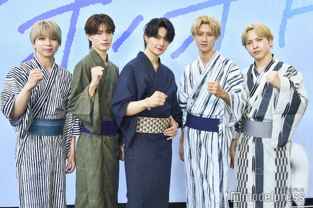 M!LK（左から）塩崎太智、山中柔太朗、佐野勇斗、曽野舜太、吉田仁人（C）モデルプレス