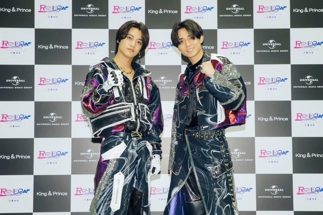 囲み取材に応じたKing ＆ Prince／高橋海人、永瀬廉（提供写真）