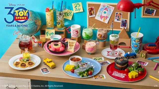 「トイ・ストーリー」OH MY CAFE（C）Disney/Pixar （C）Just Play,LLC Mr.Potato Head & Mrs. Potato Head are trademarks of Hasbro used with permission.  （C）Hasbro. All Rights Reserved.