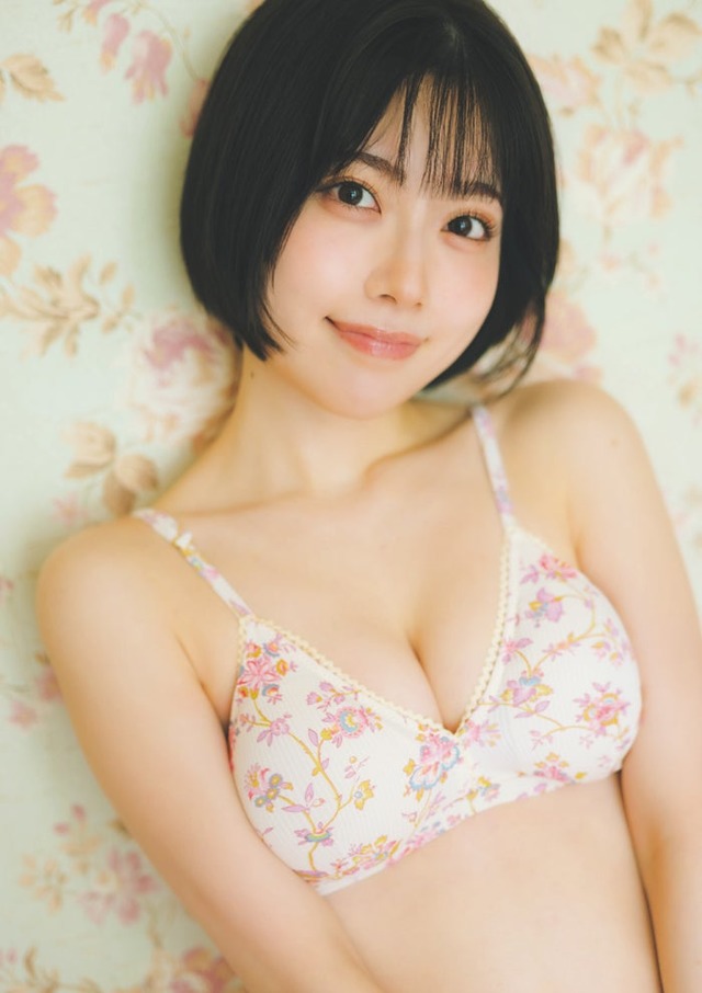 礒部花凜（C）カノウリョウマ／集英社