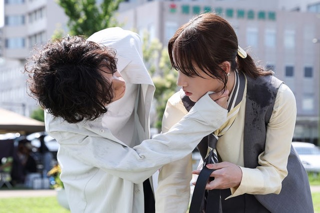 成田凌、清原果耶「初恋DOGs」第3話（C）TBS