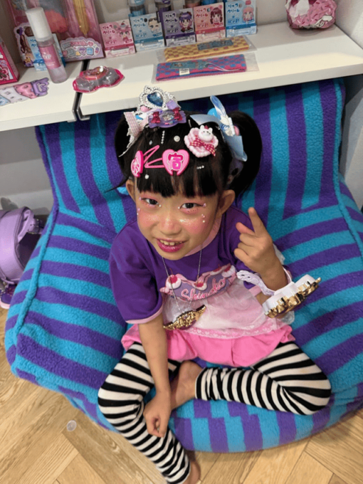 パンサー尾形の妻、7歳娘が自作“原宿デコラメイク”で大変身！「スキルがすごくてビックリ」「可愛いっ！」の声