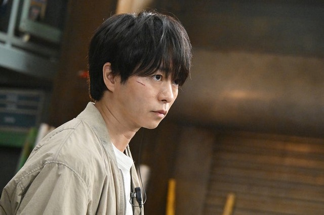 櫻井翔「放送局占拠」第2話（C）日本テレビ