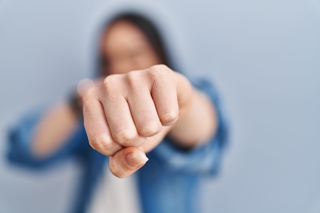 「子どもに手が出てしまう」のは昭和の価値観では普通!? 言うことを聞かない発達障害の娘と日々向き合い、自己嫌悪に苦しむこともあるけれど