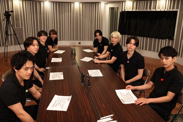 原嘉孝、寺西拓人、松島聡、猪俣周杜、菊池風磨、篠塚大輝、橋本将生、佐藤勝利（C）フジテレビ