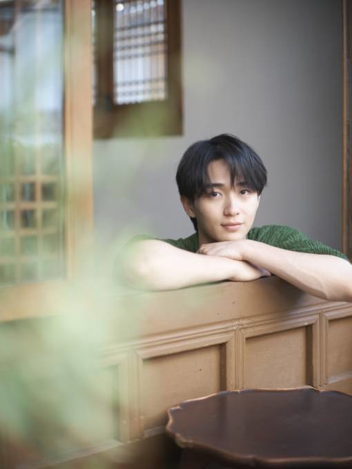 “NEXTブレイク俳優”野村康太、韓国・ソウルを舞台に自然体な魅力が光る！肉体美が眩しいカットも