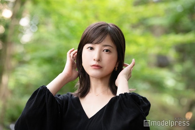 モデルプレスのインタビューに応じた吉高由里子（C）モデルプレス