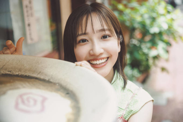 TBS南後杏子アナ、熱海を舞台に自然体な魅力がキラリ！ギャップ満載のリラックスSHOT披露