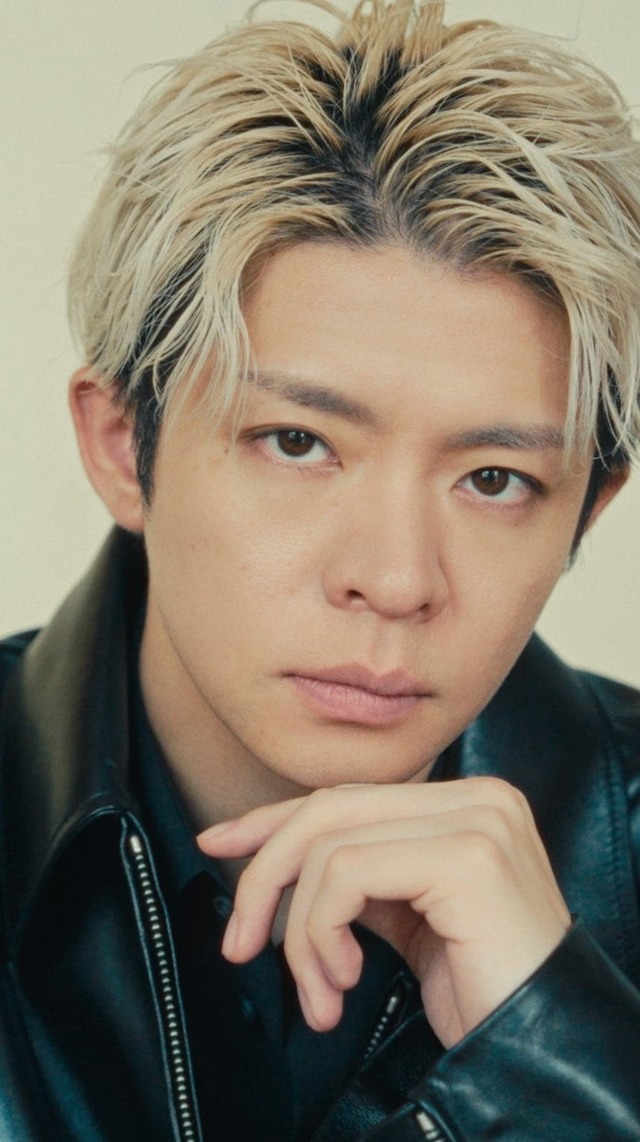 岸優太／Movie : Keigo Yasuda Styling：Yuji Yasumoto Hair & Makeup：Natsumi Terasaki Editor：Hisako Yamazaki