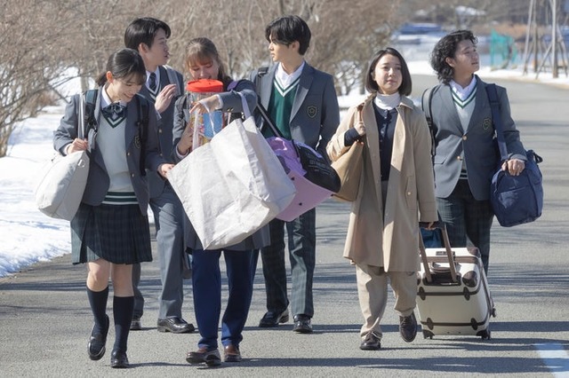當真あみ、山時聡真、嵐莉菜、齋藤潤、上白石萌音、高村佳偉人「ちはやふる−めぐり−」第4話（C）日本テレビ