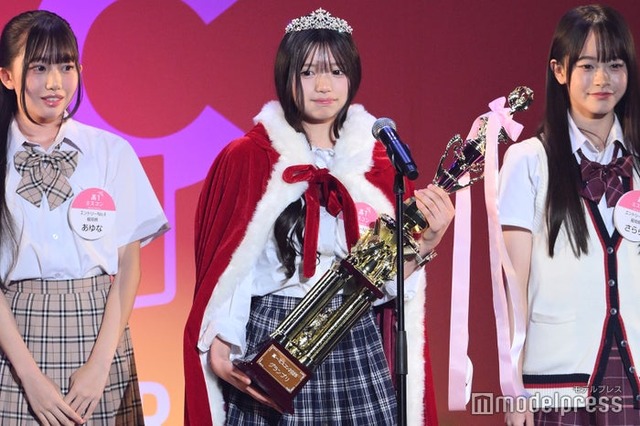 “日本一かわいい高校一年生”なんりさん（C）モデルプレス