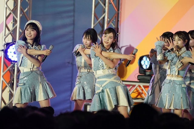 AKB48【写真：竹内みちまろ】