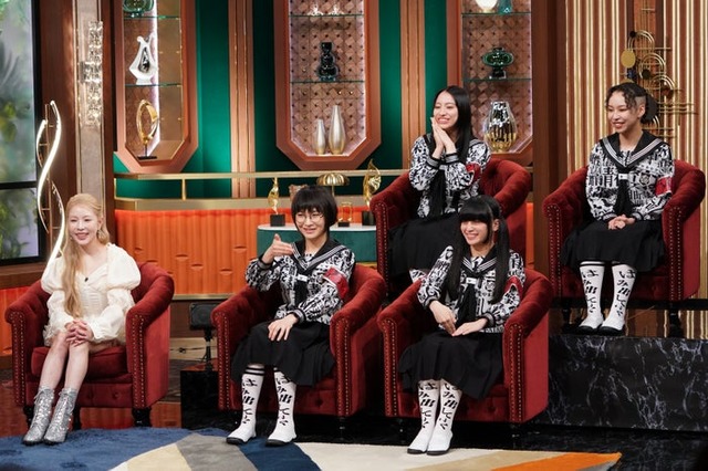 BoA、新しい学校のリーダーズ（C）日本テレビ