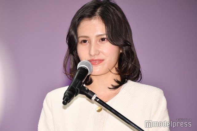 セミロングの池谷実悠（C）モデルプレス