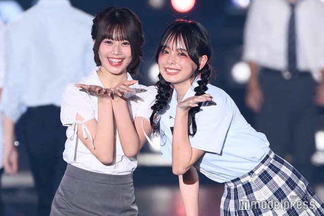瀬川陽菜乃、小國舞羽（C）モデルプレス