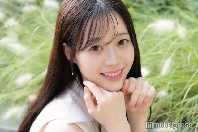 モデルプレスのインタビューに応じた江藤真生さん（C）モデルプレス