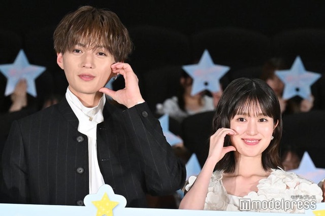 「隣のステラ」完成披露舞台挨拶に出席した八木勇征、福本莉子（C）モデルプレス