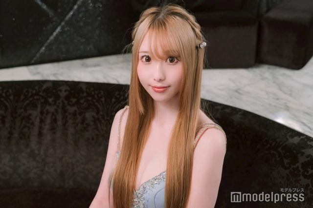 七瀬あおい「ヴェルージュ」（C）モデルプレス