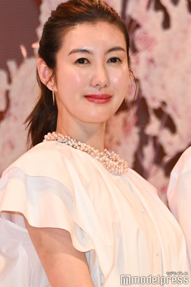 ともさかりえ（C）モデルプレス