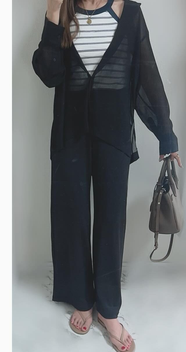 真似したい！涼感と品格を備えた全身【ユニクロ】のレイヤードコーデ【40代の毎日コーデ】