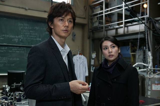 福山雅治、柴咲コウ『容疑者ｘの献身』（C）2008 フジテレビジョン、アミューズ、S・D・P