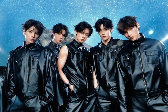 TOMORROW X TOGETHER（P）＆（C） BIGHIT MUSIC