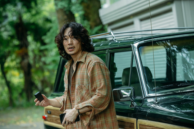 『愚か者の身分』(C)2025映画「愚か者の身分」製作委員会