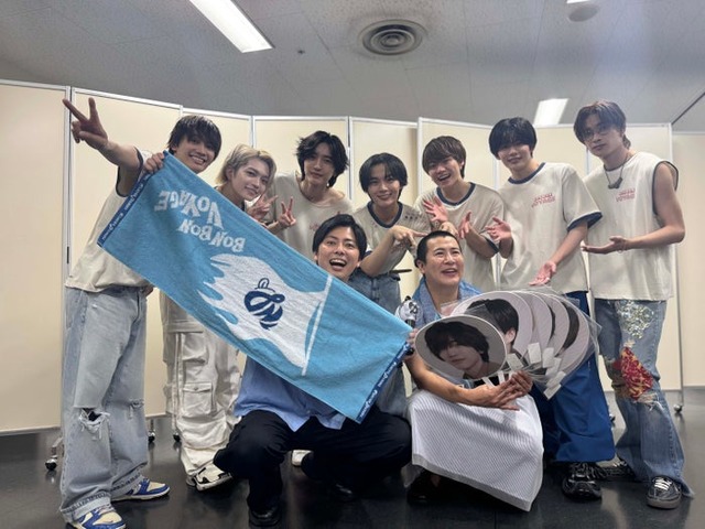 なにわ男子、コットン（C）テレビ朝日