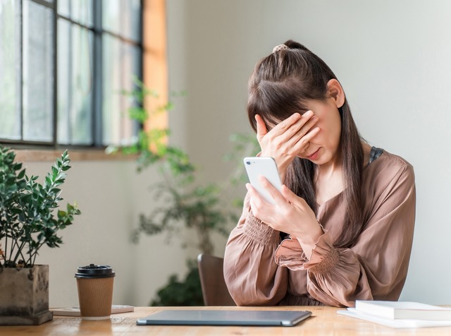 「入浴拒否の次は昼夜逆転か」認知症である義母の世話で増える支出、介護のシビアなお金問題。「その手があったか！」解決法とは