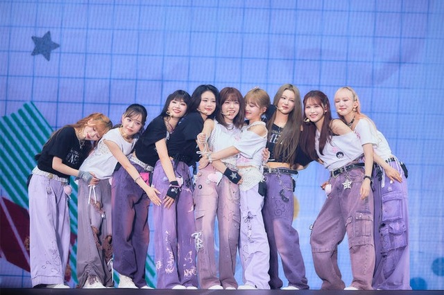 ME:I（C）LAPONE GIRLS