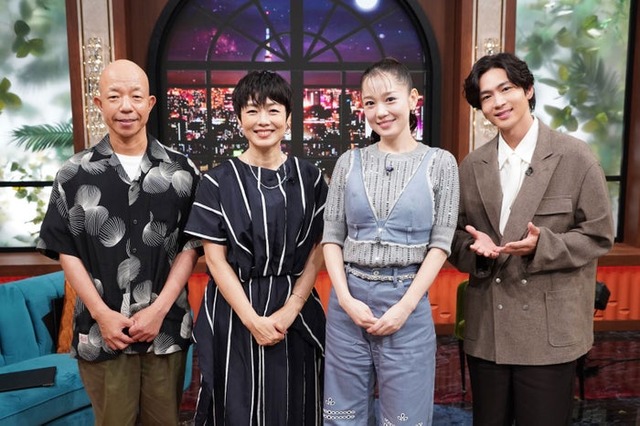 小峠英二、有働由美子、西野カナ、松下洸平（C）日本テレビ