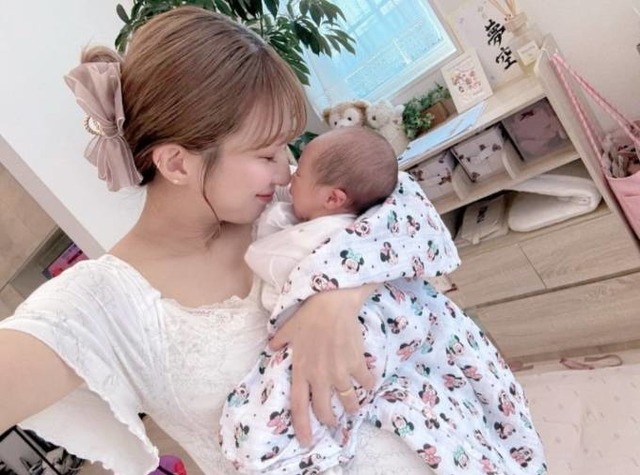 「初の2人時間」辻希美、次女とのほっこりSHOT公開＆子供たちの新学期開始を報告「一安心したっ」