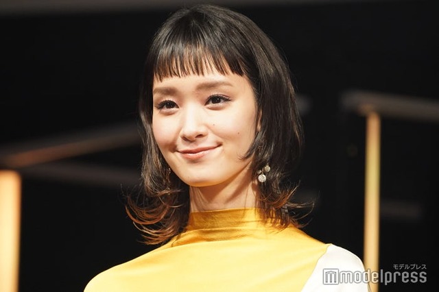 暗髪ボブの剛力彩芽（C）モデルプレス