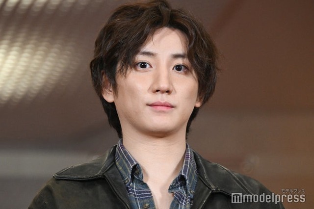 斉藤由貴のマネージャーからギターを褒められた京本大我（C）モデルプレス